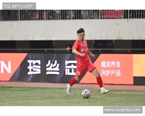 以足球明星为灵感打造的时尚风格全解析 展现运动与潮流的完美融合