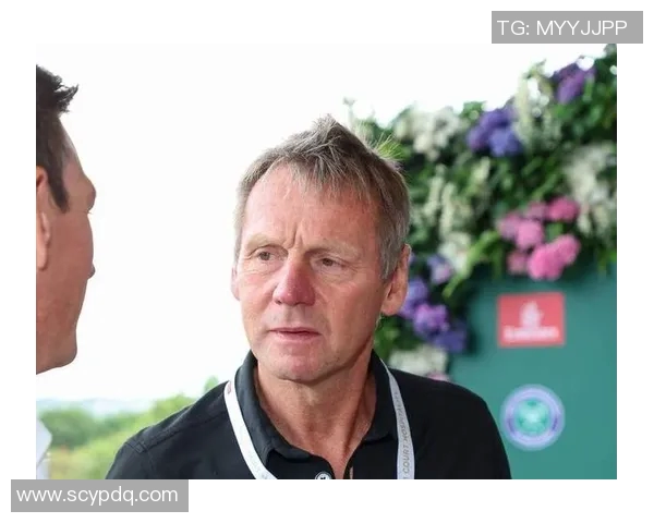 聚焦足球巨星赛场猝然离世事件引发全球体育界深切反思